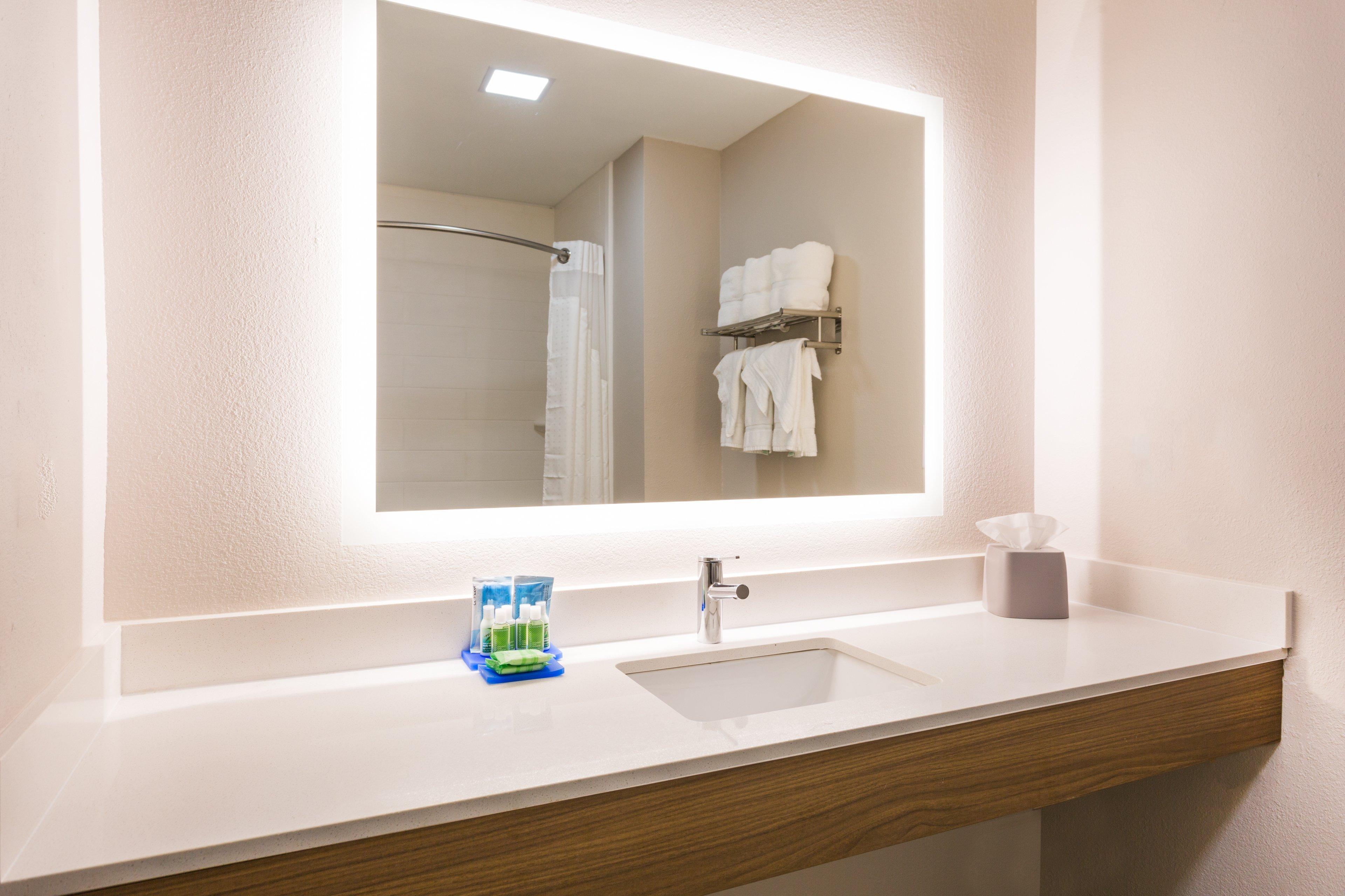 Holiday Inn Express - Plymouth By Ihg Zewnętrze zdjęcie
