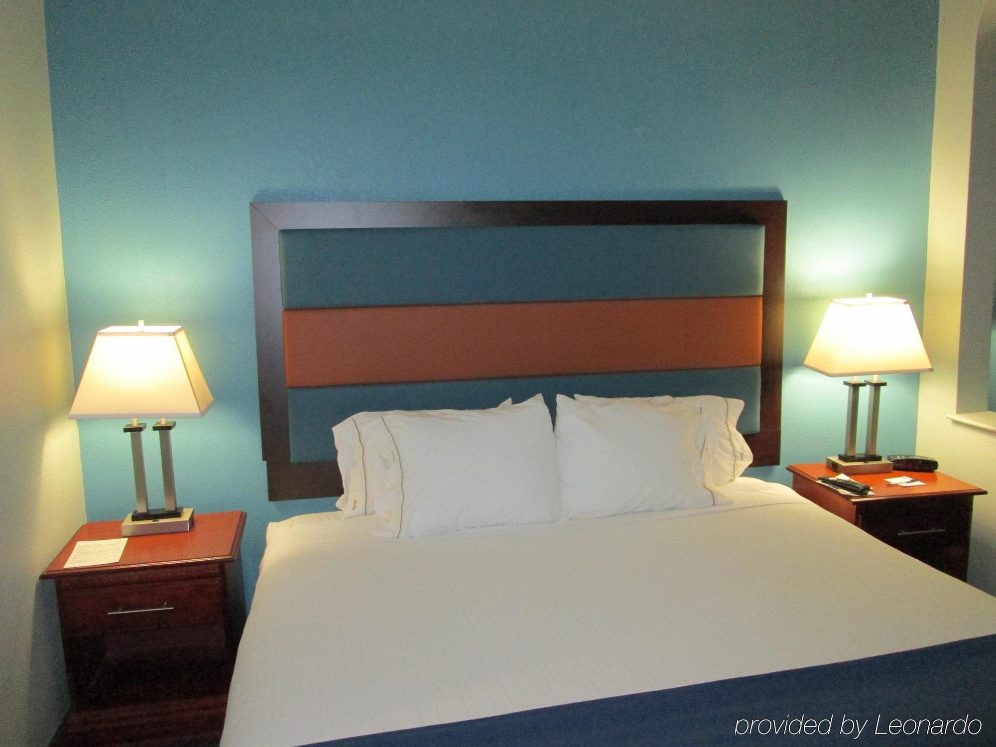 Holiday Inn Express - Plymouth By Ihg Zewnętrze zdjęcie