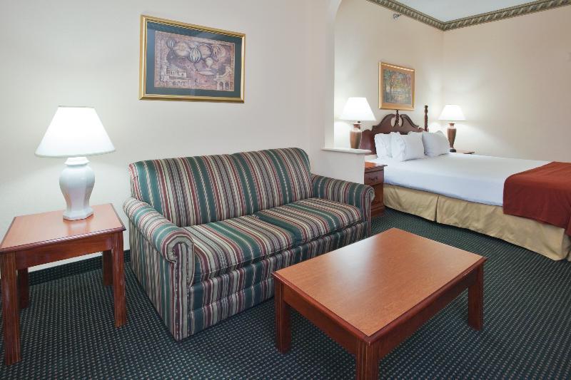 Holiday Inn Express - Plymouth By Ihg Zewnętrze zdjęcie